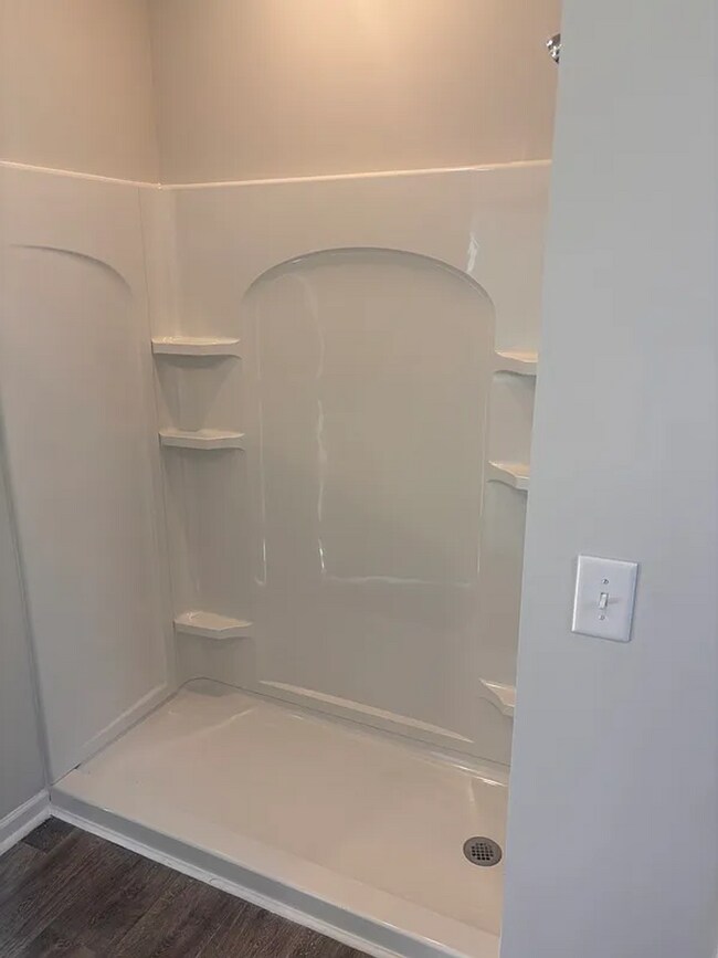 Building Photo - 4BR SFR • Open Layout • Patio • Garage Parking - 29566