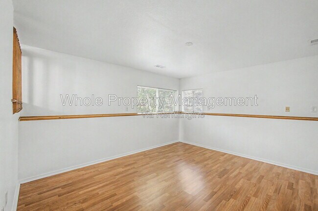Building Photo - 3731 Shefield Dr