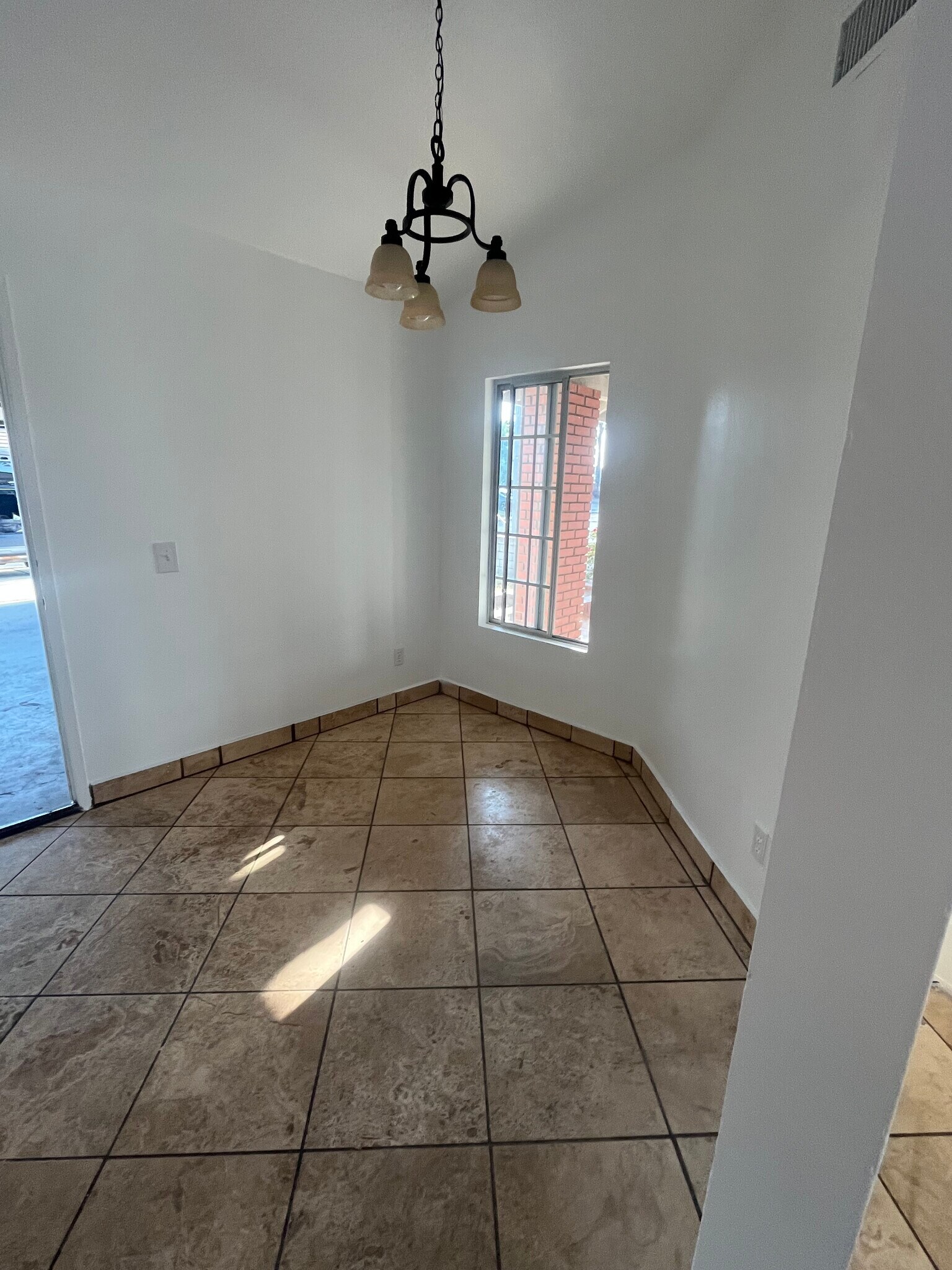Building Photo - 9531 Montana Calva Cir