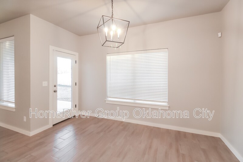 Building Photo - 501 NW 176th St