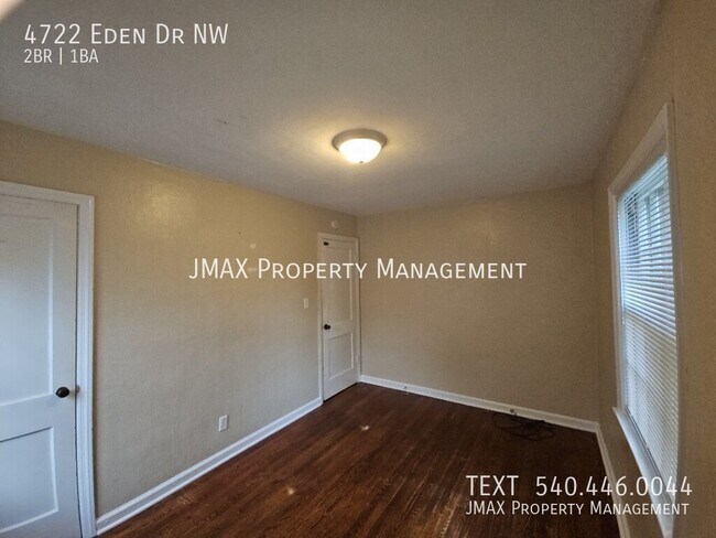 Building Photo - 4722 Eden Dr NW