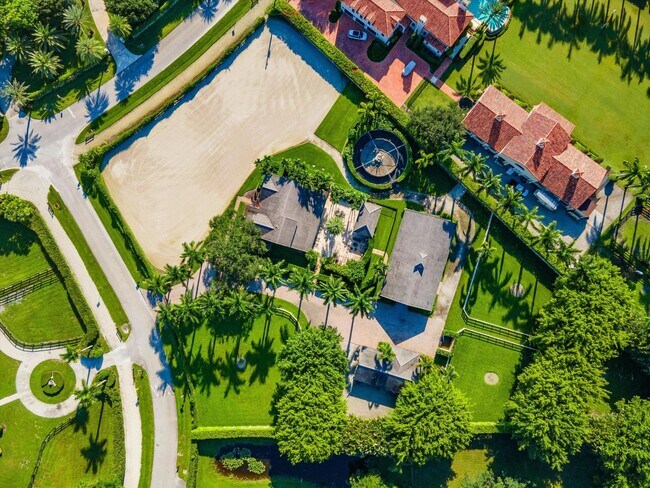 Building Photo - 14911 Equestrian Way
