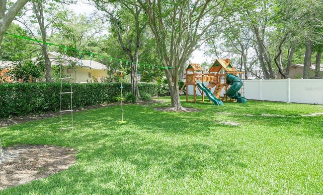Building Photo - 2856 Saber Dr