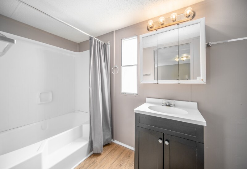 Building Photo - 13336 Enchanted Ct