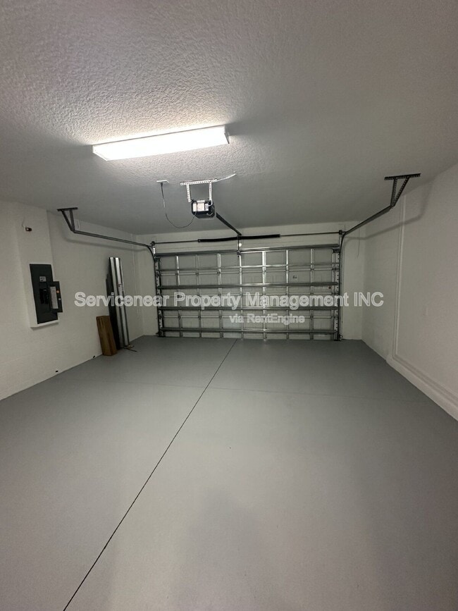 Building Photo - 11748 71st Ave E