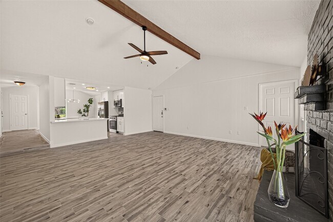 Building Photo - 22314 N Fork Dr