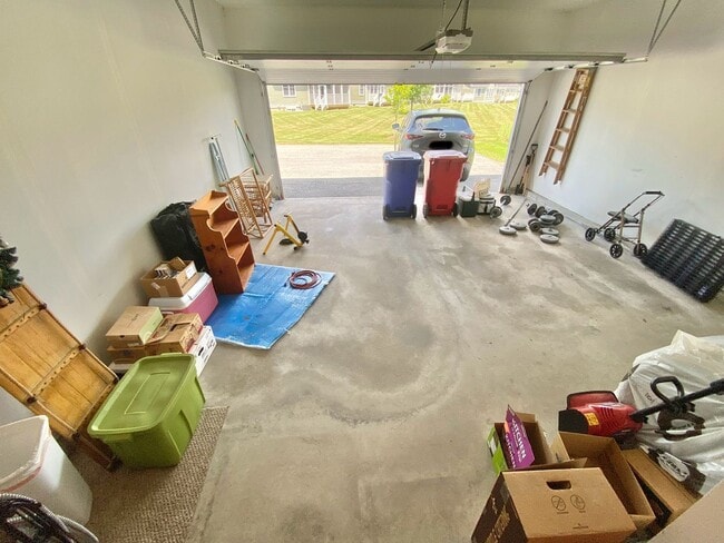Building Photo - 2 Bedroom Home in Williston VT Available 9...