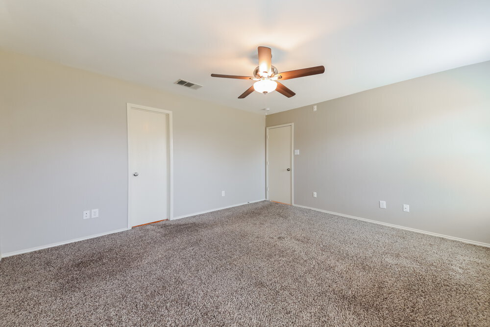 Building Photo - 420 Fireside Pl