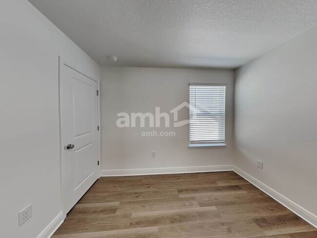 Building Photo - 14515 Cedar Trunk Ter