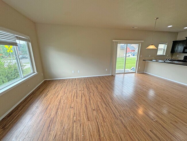 Building Photo - 368 Stone Fly Dr