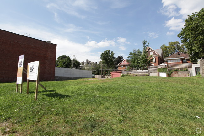 Primary Photo - Bryant Street