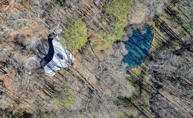 Building Photo - 1535 Twin Valley Trail