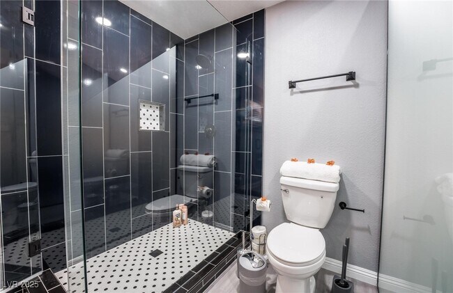 Building Photo - 7439 Trudy Ln