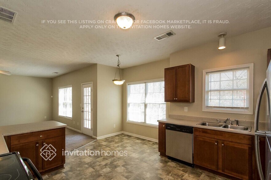 Building Photo - 193 Wilhelmina Dr