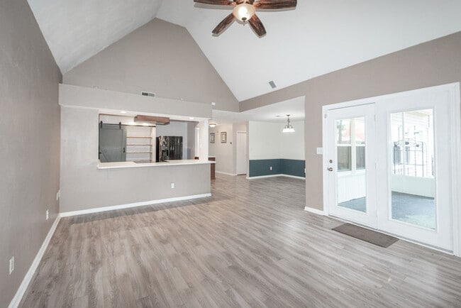Building Photo - BEAUTIFUL HOME FOR RENT IN GLENWOOD AREA