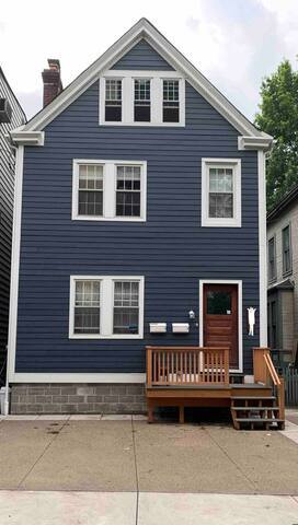 This is the front of the multi-family home. - 5438 Claybourne St
