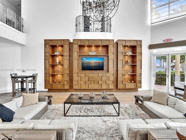 Building Photo - 3245 NE 184th St