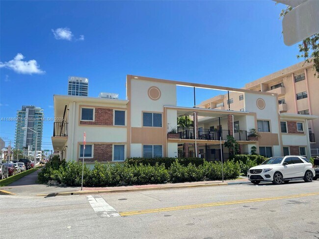 Building Photo - 6895 Byron Ave
