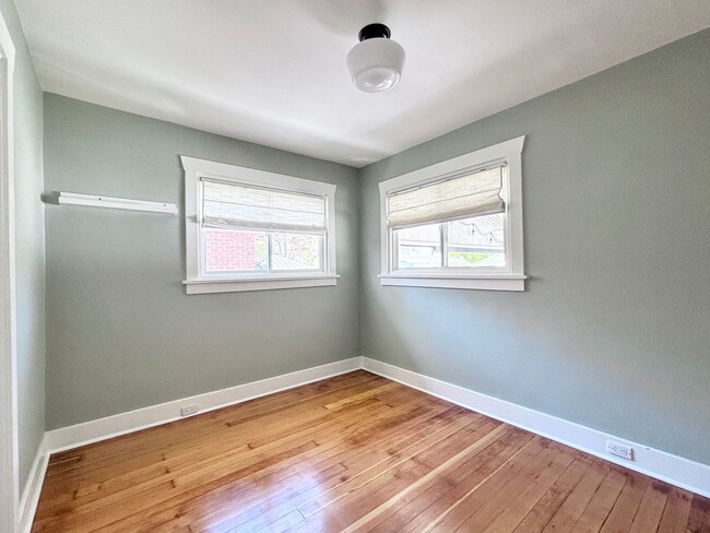 Building Photo - Beautiful Renovation in Liberty Wells!