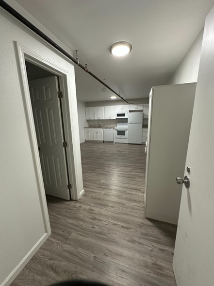 Building Photo - 1120 Montana St