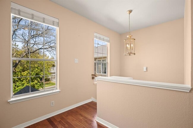 Building Photo - 8518 Cahill Dr