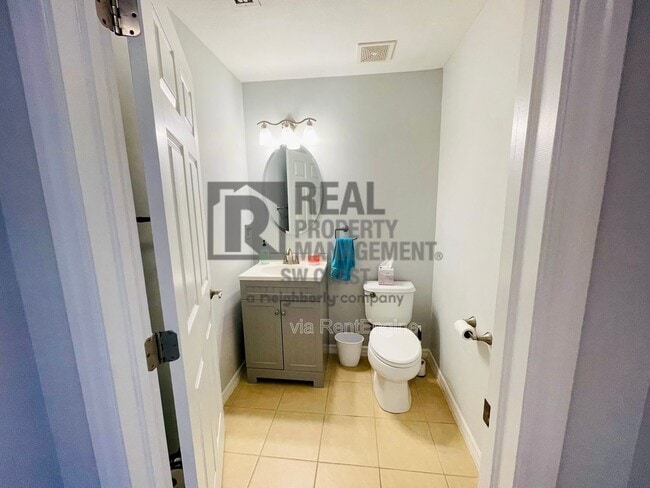 Building Photo - 9135 Astonia Way