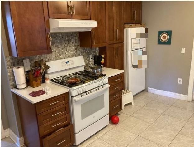 Kitchen - 38 S 4th Ave