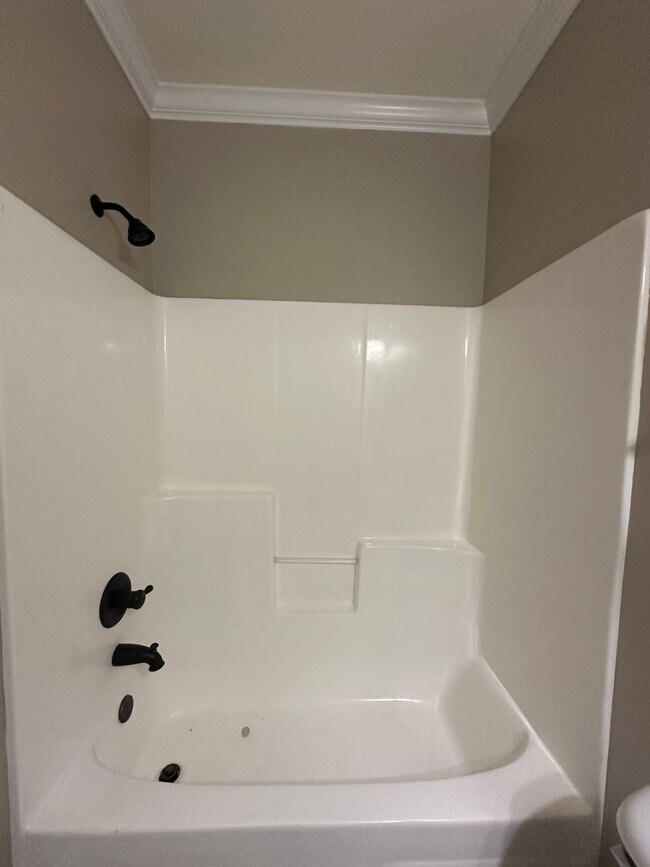 Building Photo - 115 Hayley Dr
