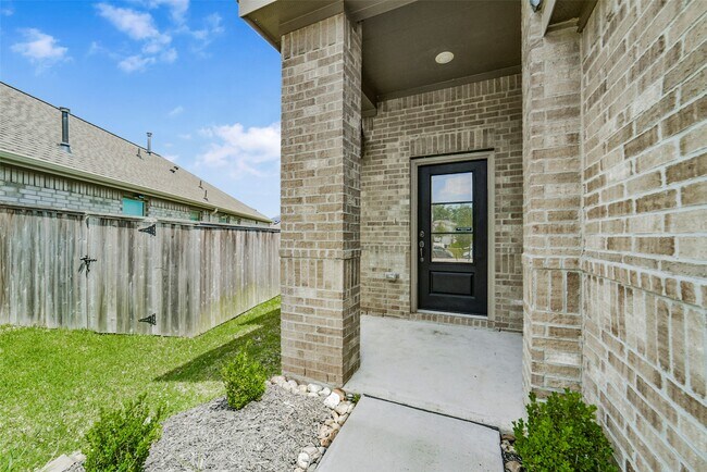 Building Photo - 3003 Halleton Ct.