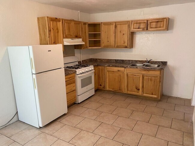 Building Photo - 2803-2809 N Geronimo Ave