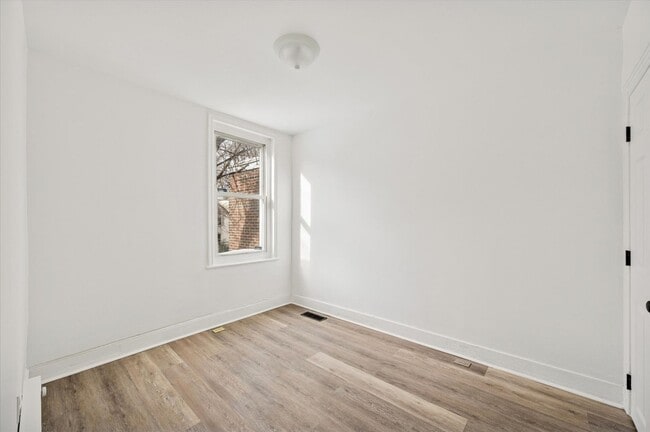 Building Photo - 2 Bedroom Home in Germantown