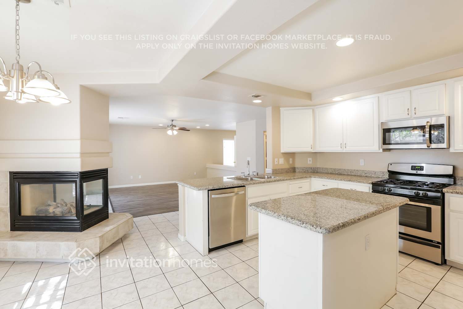 Building Photo - 8637 W Gilmore Ave