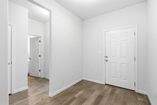 Building Photo - 12017 Texana Trl