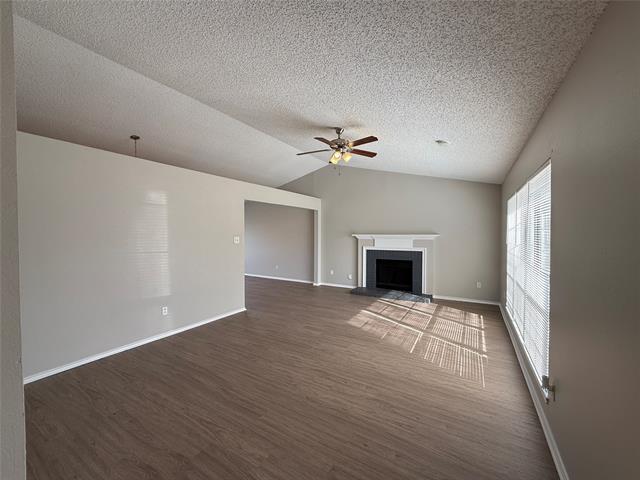 Building Photo - 1517 Huntington Dr