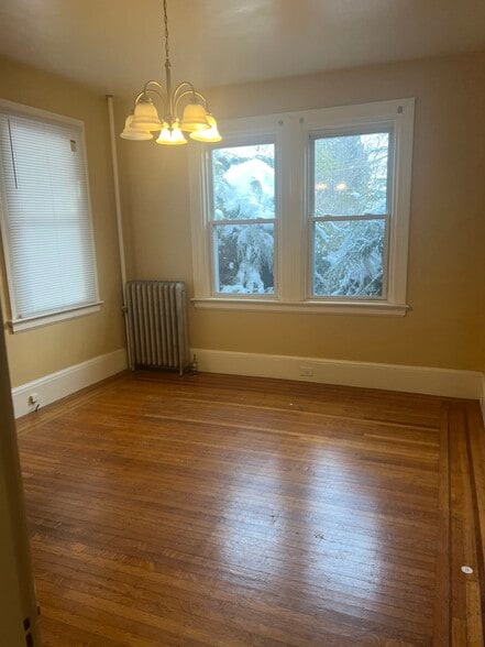 Building Photo - 415 Blackstone St