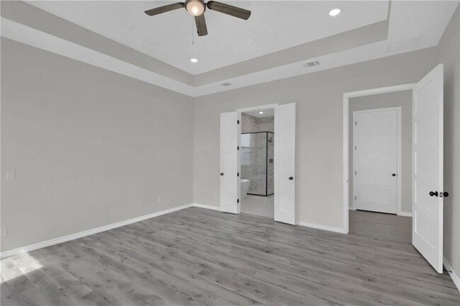 Building Photo - 303 Highlander Ct