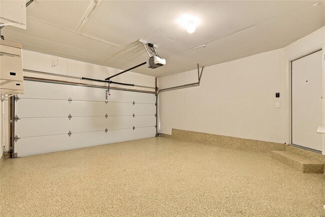 Building Photo - 3120 Cohoba Dr