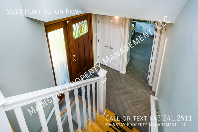 Building Photo - Updated 4 Bedroom Home in Prime Bethesda L...