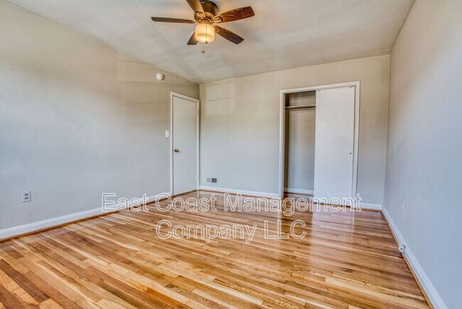 Building Photo - 6149 Dunroming Rd