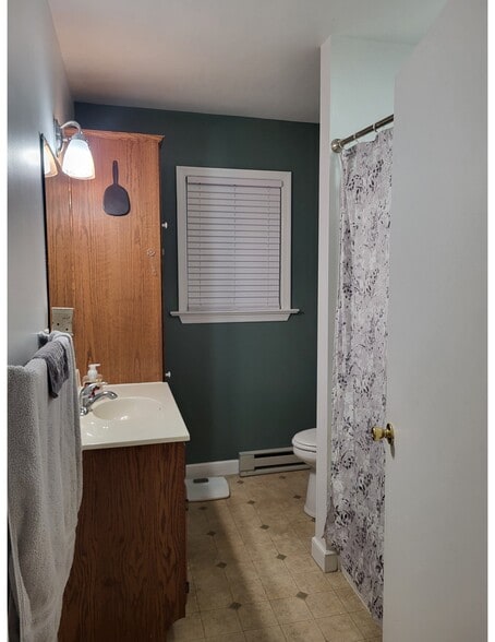 Building Photo - 821 Walnut St