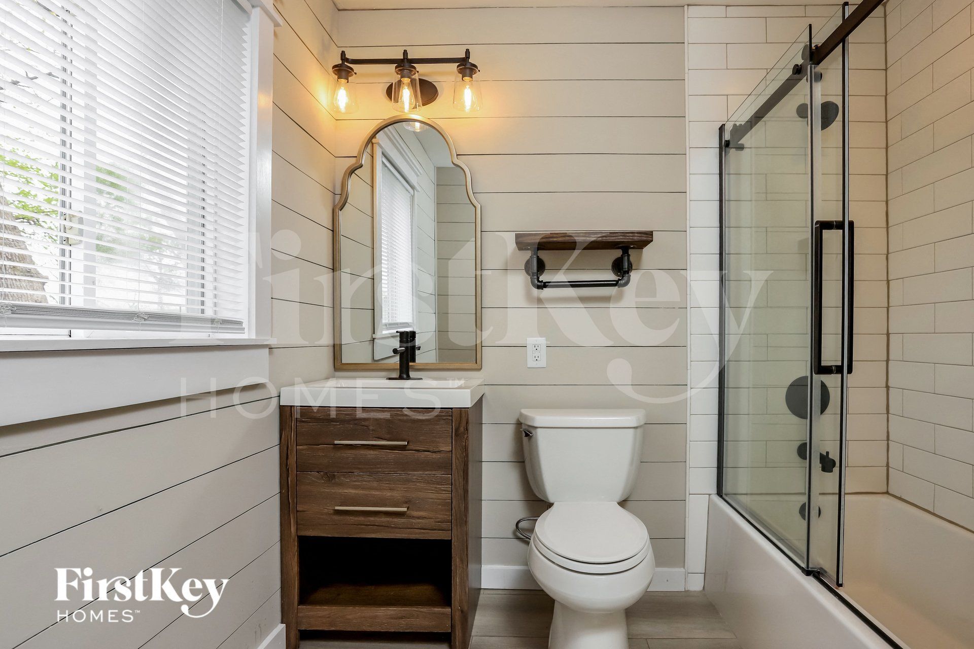 Building Photo - 1646 Stardust Dr