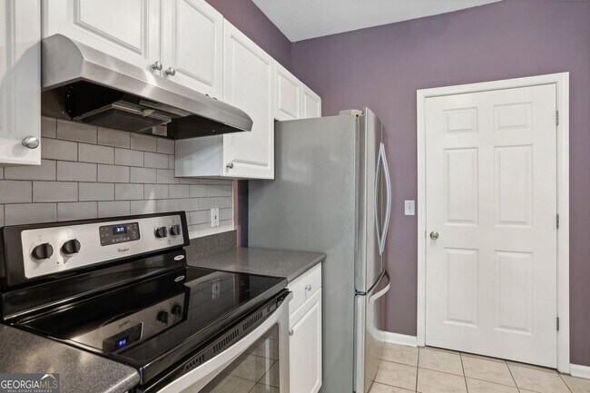 Building Photo - 206 Spring Heights Ln