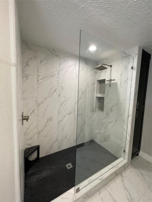 Building Photo - 709 Regency Ct