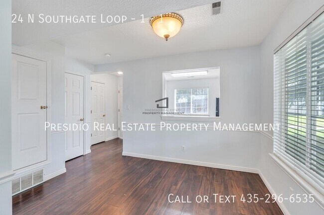 Building Photo - 24 N S Gate Lp