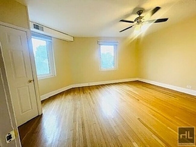 Building Photo - 69 Harney Rd