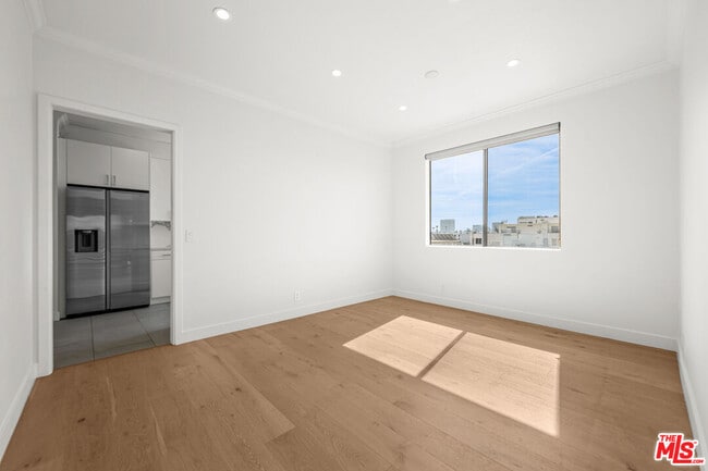 Building Photo - 106 Croft Ave