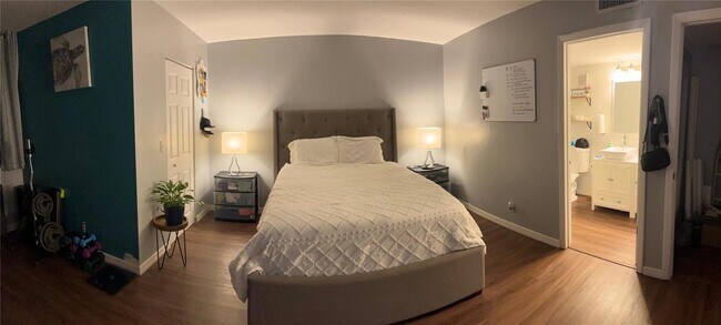 Building Photo - 7840 NW 50th St