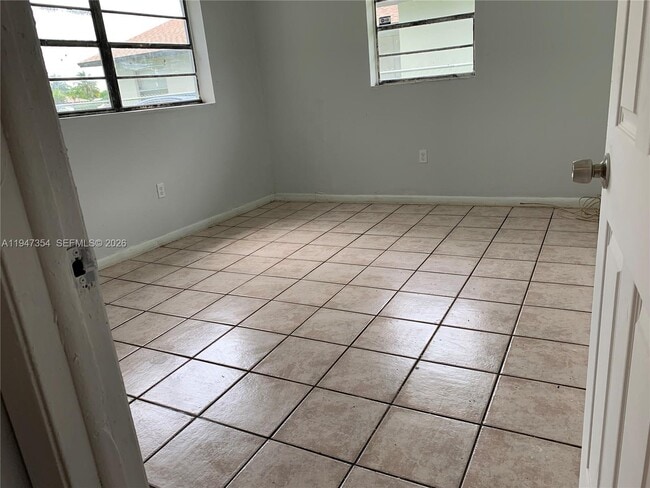 Building Photo - 756 NW 5th St