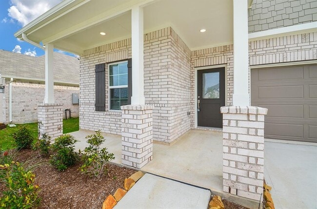 Building Photo - 1607 Blue Cypress Dr