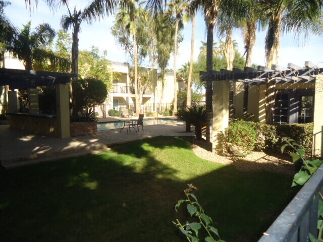 Building Photo - 2/2 Condo for rent near 7th Ave & Camelback